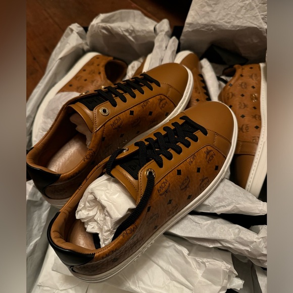 MCM SNEAKERS FOR MEN - Picture 2 of 2